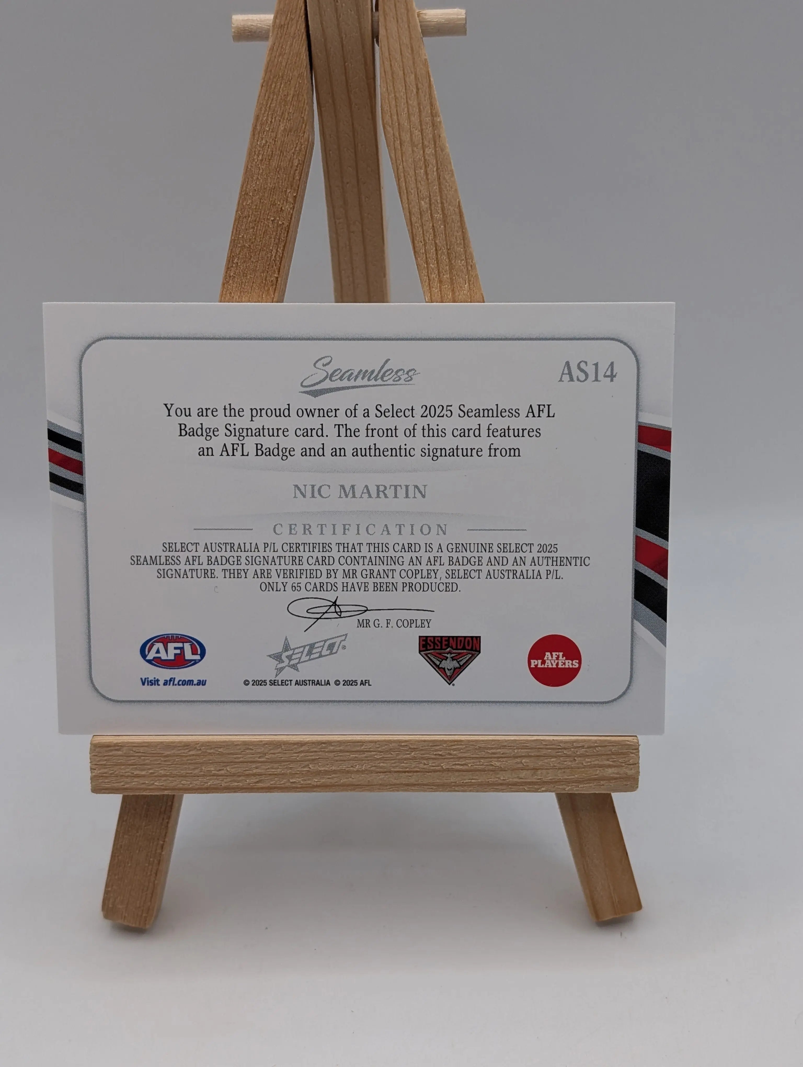 2025 AFL Select Seamless Badge Signature Nic Martin /65 Essendon Bombers FRENLY BRICKS - Open 7 Days